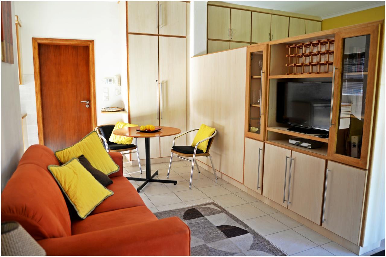 Chala-Kigi Apartments Свакопмунд Екстер'єр фото